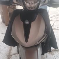 Piaggio Beverly 300 - 2021