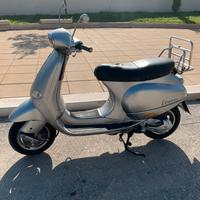 Vespa 125 et4 Piaggio