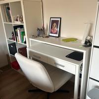 Scrivania estraibile salvaspazio