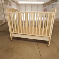 Lettino in legno Foppapedretti sponda a scomparsa