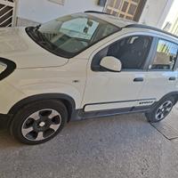 Fiat Panda city cross 1.0 hybrid