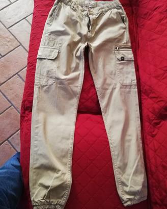 pantaloni cargo 