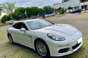 Porsche Panamera S e-hybrid