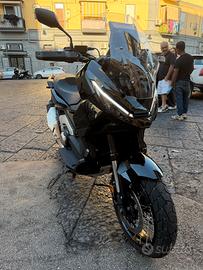 XADV 750