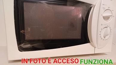 FORNO MICROONDE Whirlpool AVM541 WP Funzionante