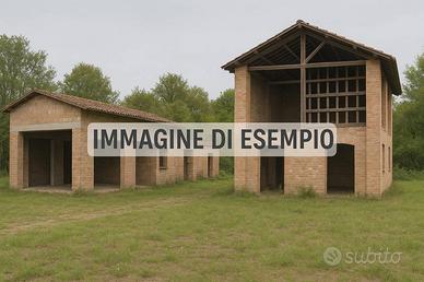 Immobile in asta di 1029 m² con più di 5 locali a 