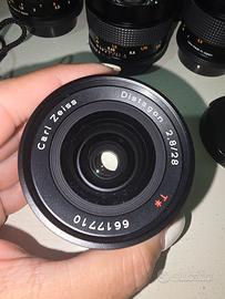 Obiettivo Carl Zeiss Distagon T* 28mm f/2.8 - 