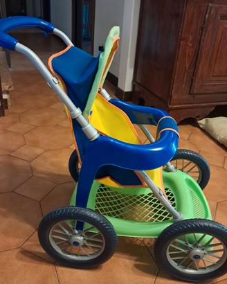 Passeggino giocattolo