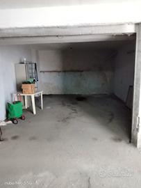 Box auto via f.roselli - qualiano centro