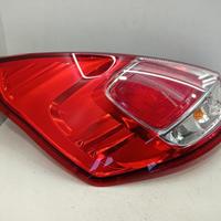 STOP FANALE POSTERIORE SINISTRO FORD Fiesta 6° Se