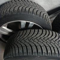4 gomme invernali 215 45 18