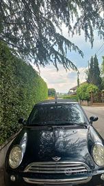 Mini cooper cabrio blackline