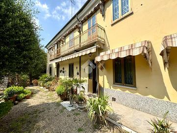 VILLA SINGOLA A RIVOLI