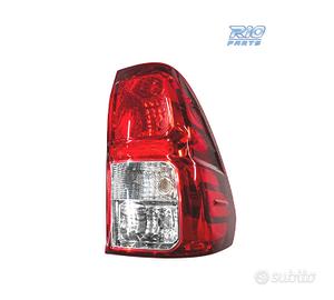 FANALE DESTRO TOYOTA HILUX 16- ESTERNO