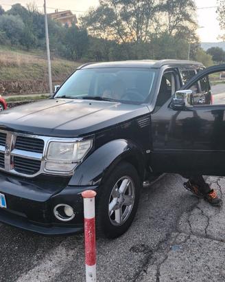 Fuoristrada  Dodge Nitro 4WD  permuto 