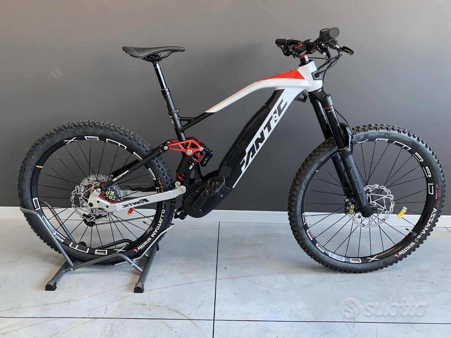 Ebike Fantic Xef 1.9 Integra RACE PROMO ESTATE Biciclette In vendita a Verona