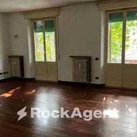 PARMA - CITTADELLA- APPARTAMENTO RISTRUTTURATO CON