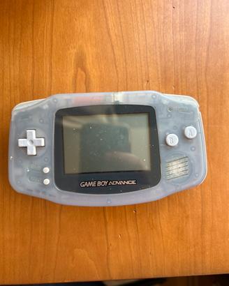 Game Boy Advance + 2 Giochi