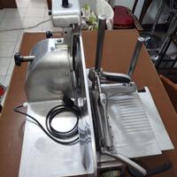Affettatrice professionale 