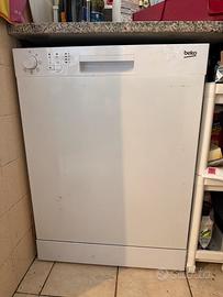 Lavastoviglie Beko funzionante