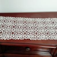 Centrini da tavolo ricamati 