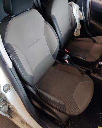Sedile anteriore dx CITROEN C3 del 2014