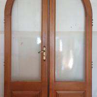 Porta ad arco, porta a vetro e 6 porte semplici