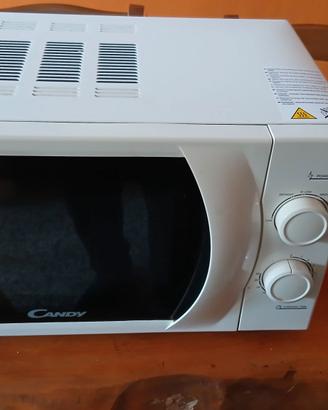Microonde Candy CMW 2070M - 700W - Compatto