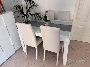 tavolo da pranzo allungabile in vetro satinato