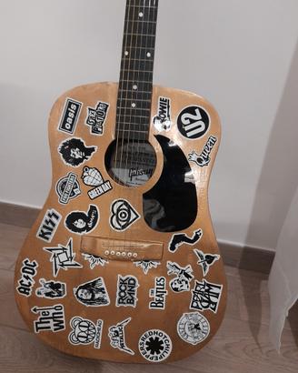  chitarra folk tipo gibson