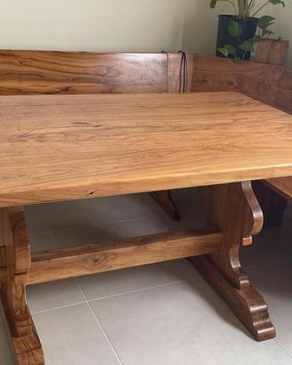 Panca quadrata con tavolo in legno d'olivo