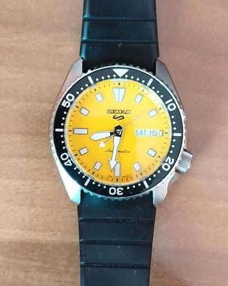 Seiko 5 Sports