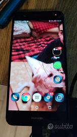 2 Huawei P10 Lite funzionanti ma rotti – per ricam