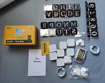 Pannello da parete, 8 cubi di luci RGB  - Nuovo