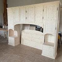 Armadio a ponte in abete massello