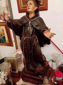 antica scultura in legno. San Pasquale.