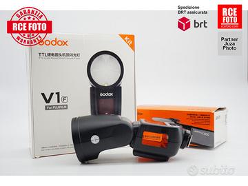 Godox V1 F + AK-R1