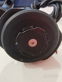 Quad lock con ricarica wireless