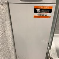 Lavatrice Indesit carca dall’alto