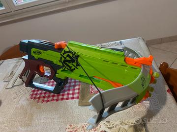 Nerf Zombie Strike Balestra Tutto per i bambini In vendita a Roma