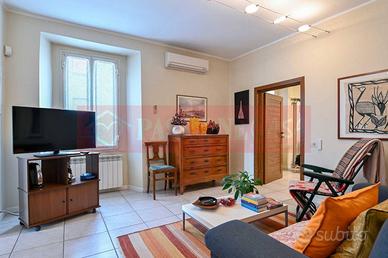 Casa indipendente di 185 m² con più di 5 locali e 