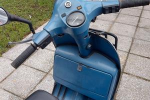 Vespa PX150E 