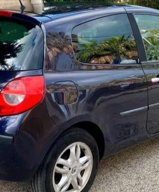 Automobili