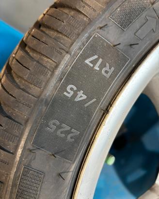 225/45 r17 pneumatici 4stagioni