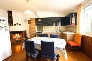 Rustico / Casale di 96 m² con 4 locali e box auto 
