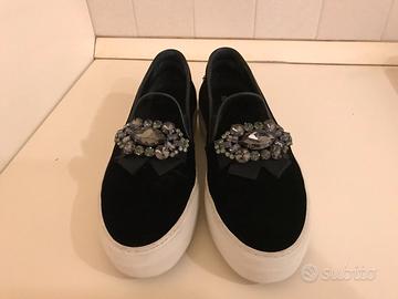 Scarpe donna slip on velluto nero