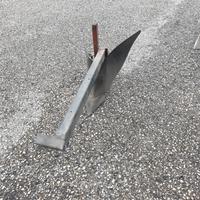 Aratro monovomere per motocoltivatore e/motozappa