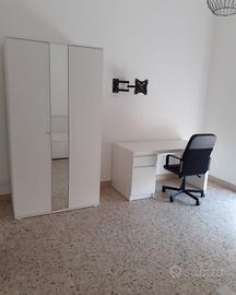 Camera per studentessa