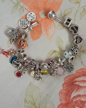 bracciale pandora con ciondoli