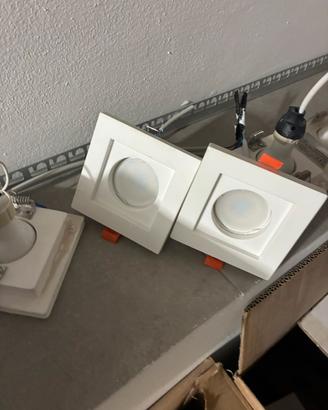 Plafoniera piu faretti a incasso in gesso
